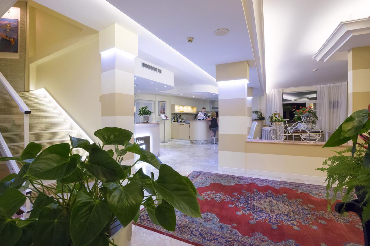 Hotel Adria Sul Mare Каорле Экстерьер фото